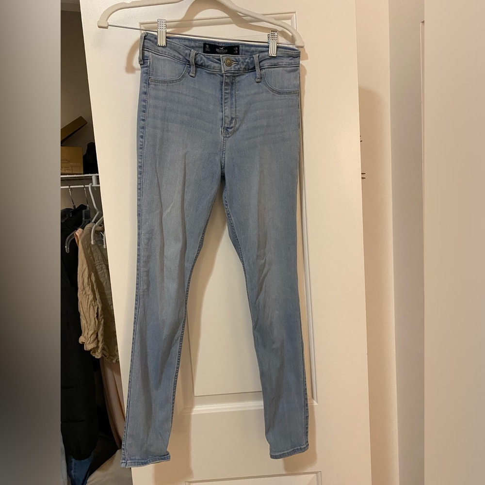 Hollister skinny jeans